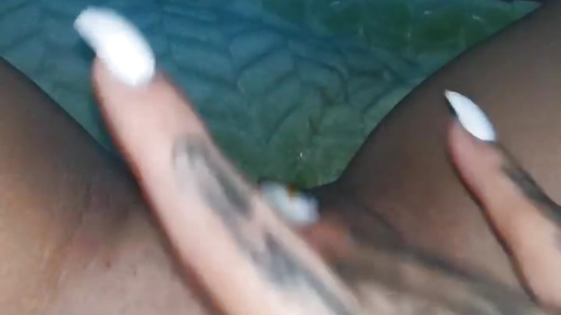 pussy play - video di Queen_of_pain modella di cam