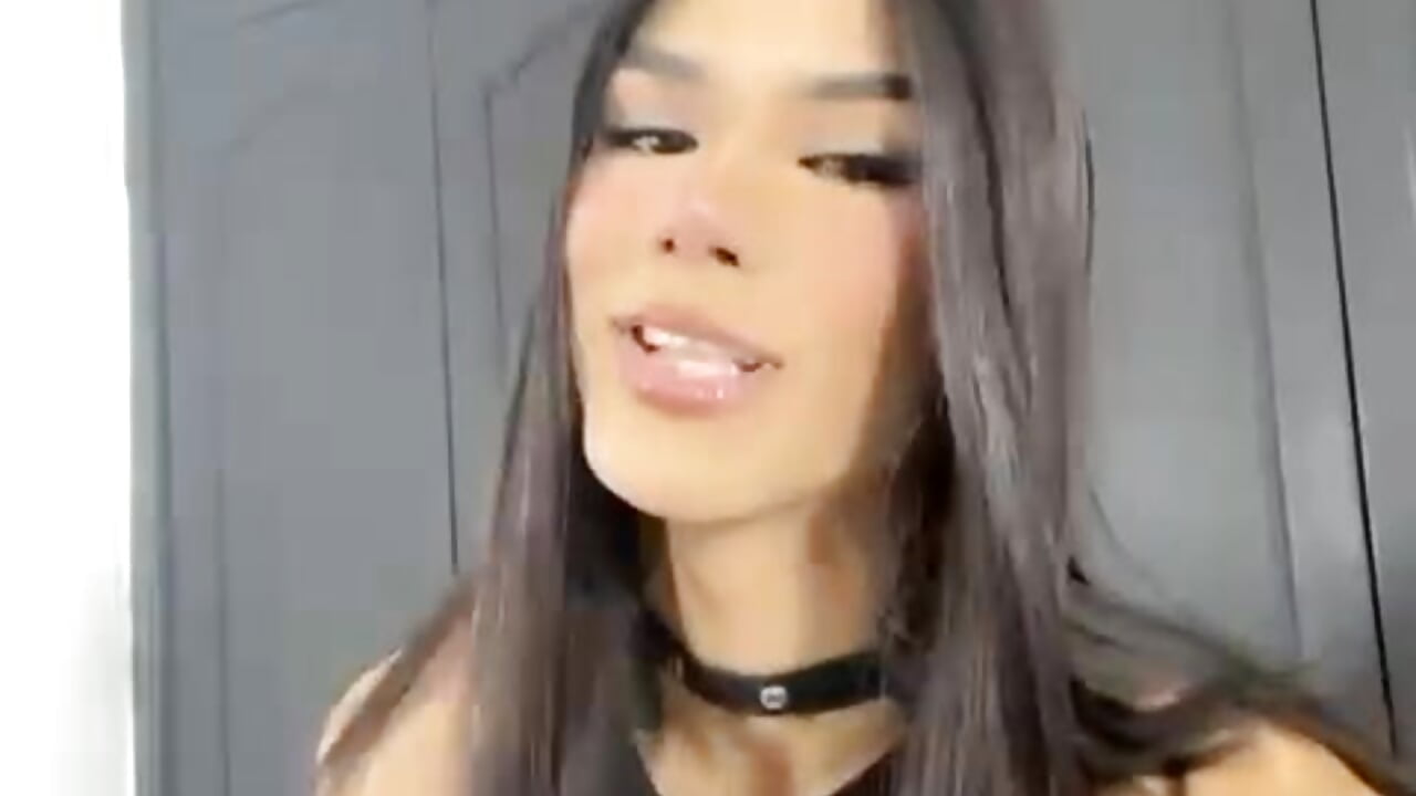 My pretty face - video by BunnyHotsx cam model