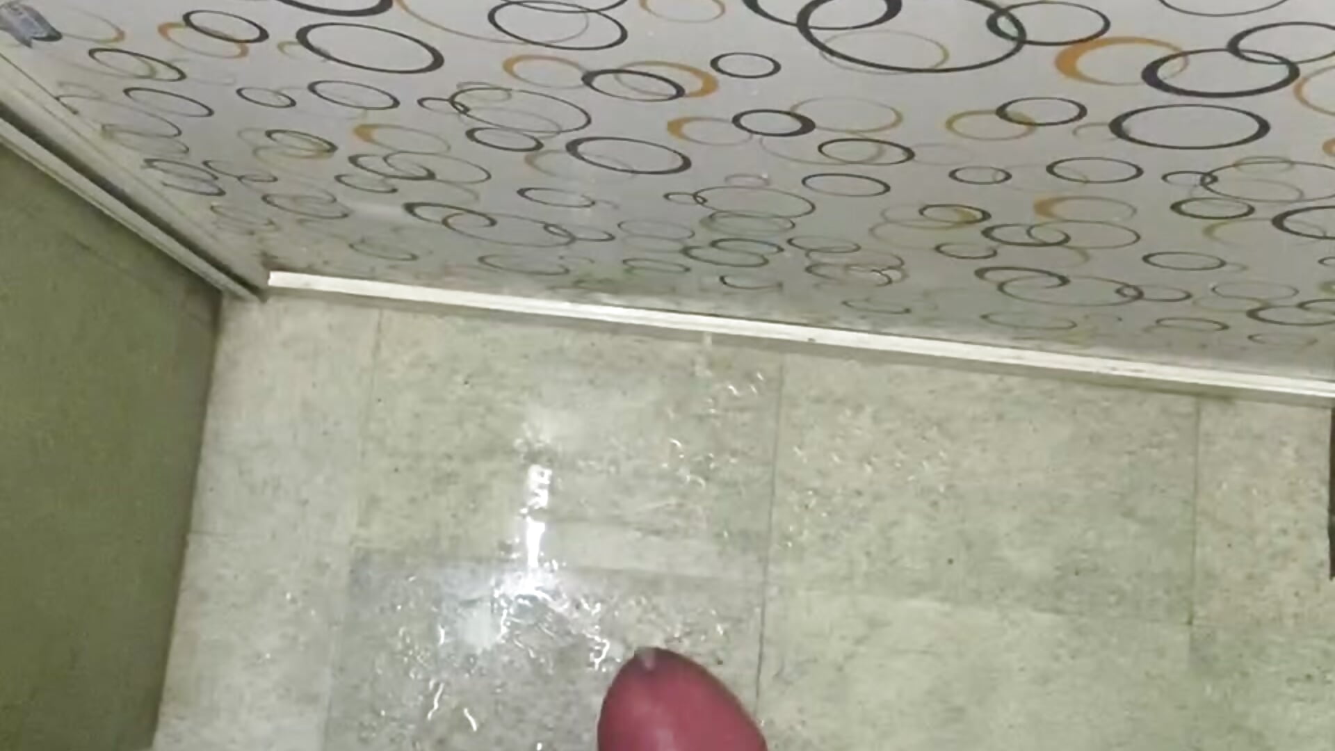 Bathroom cumshot - video by Punedick07 cam model