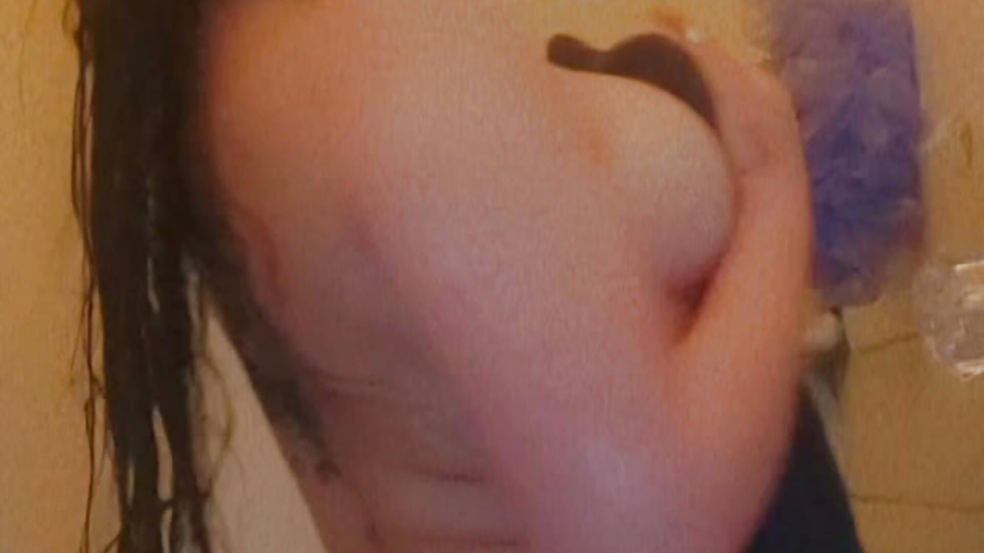 Wet Body - video by Brianda_Sardenha_ cam model