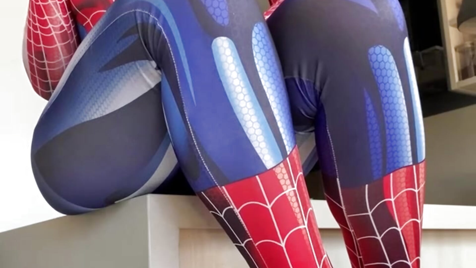 ⚠️THEY CATCH ME FUCKING ME⚠️Spider Woman doesn't stop fucking you and squirting everywhere😈💦