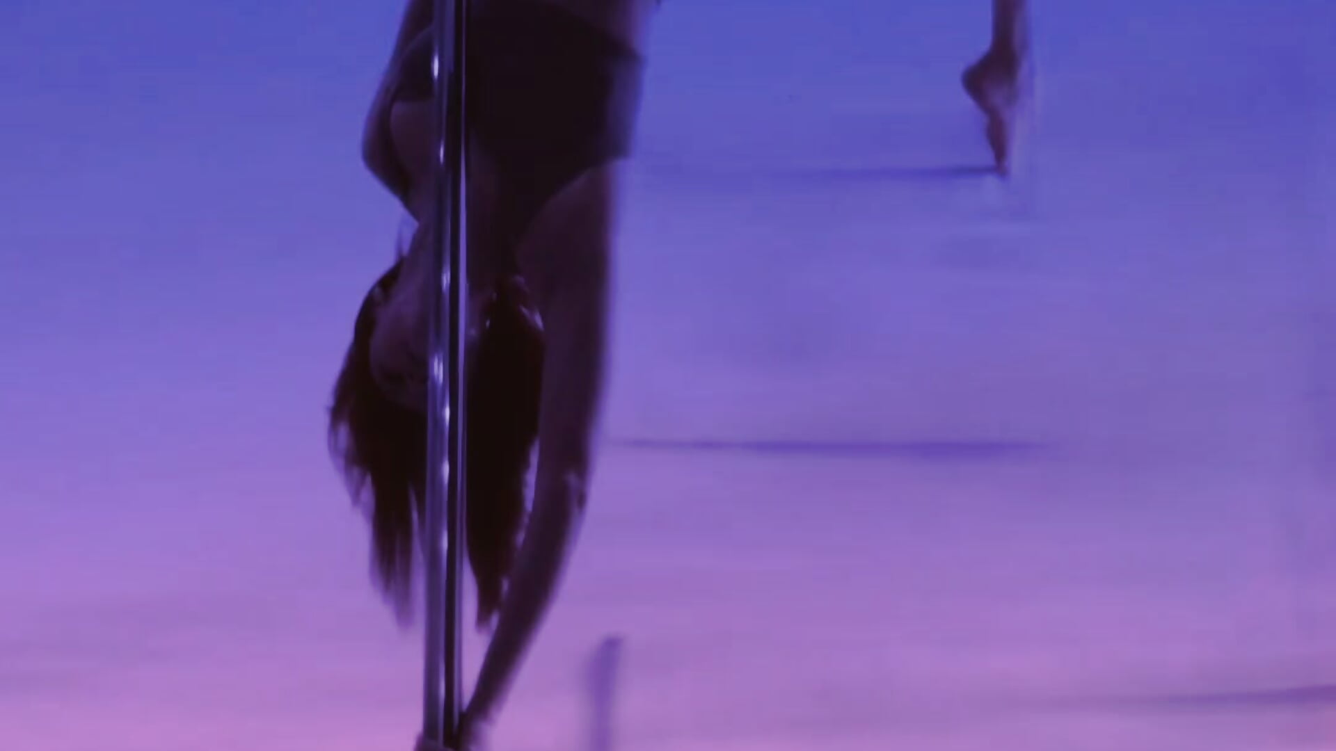 1000008034 – видео вебкам-модели intolerable_girl