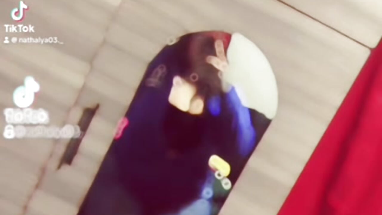 Video de WhatsApp 2025-07-08 a las 11,23,17_d278e52d - video by shara_foxx cam model