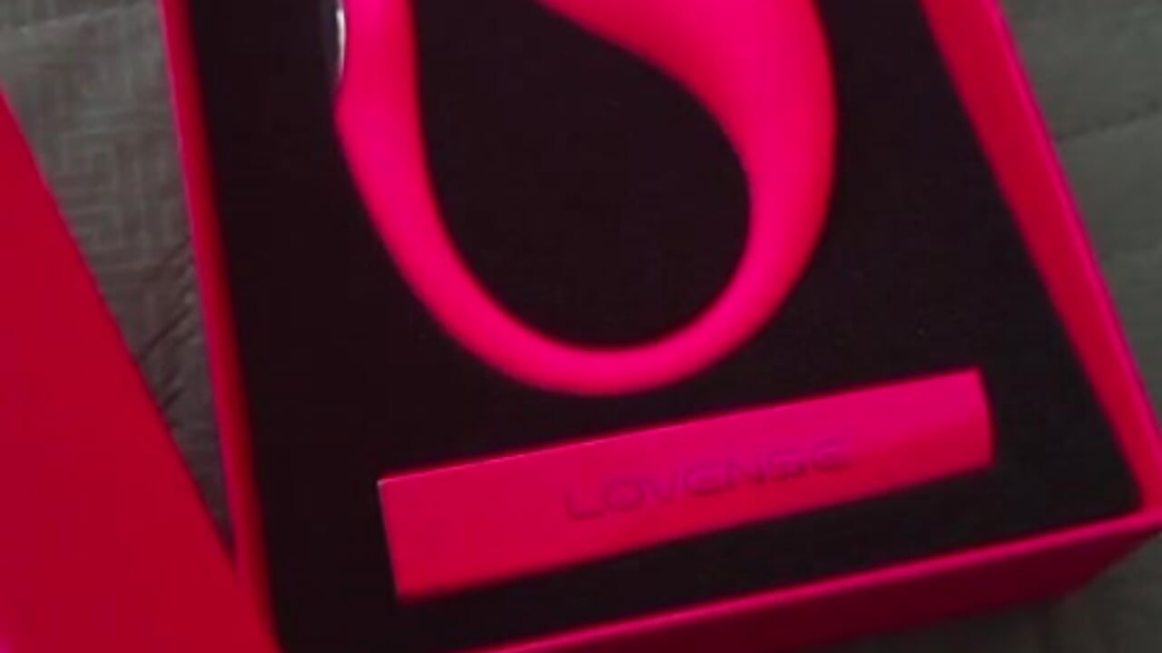 For more fun I hope - video by MariaGaitan cam model