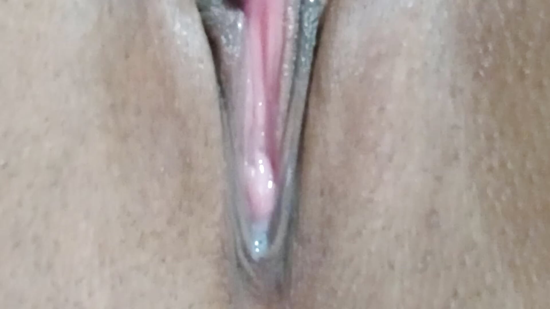 Bucetinha molhadinha - video by morenadreh cam model