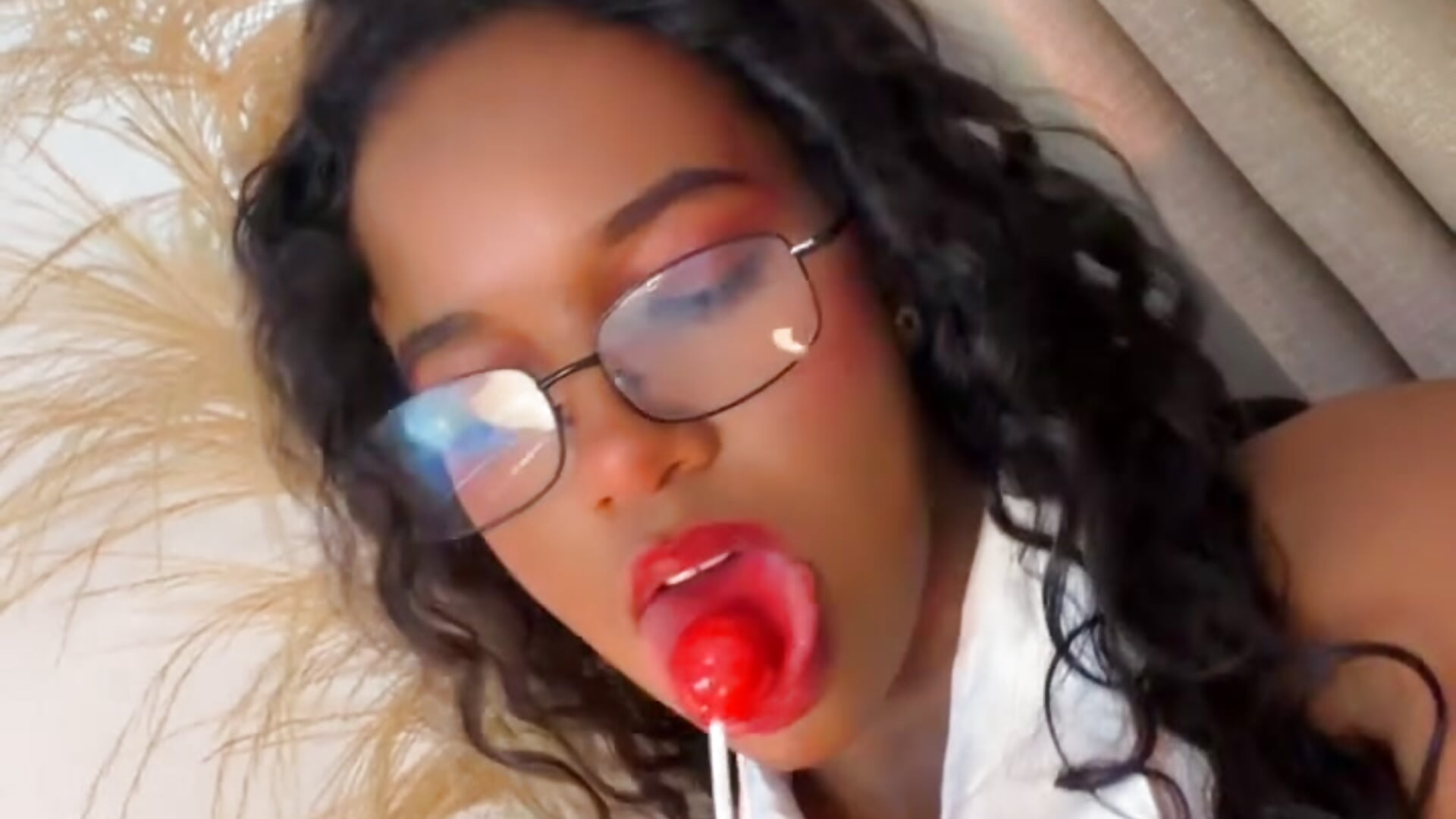 I love to suck I love to suck yummy - video oleh Tina_Rouse2 kamera model