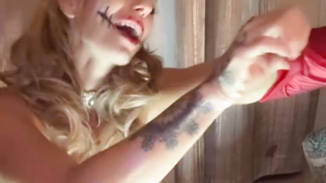 La Katrina - video by Strip-Nomy cam model