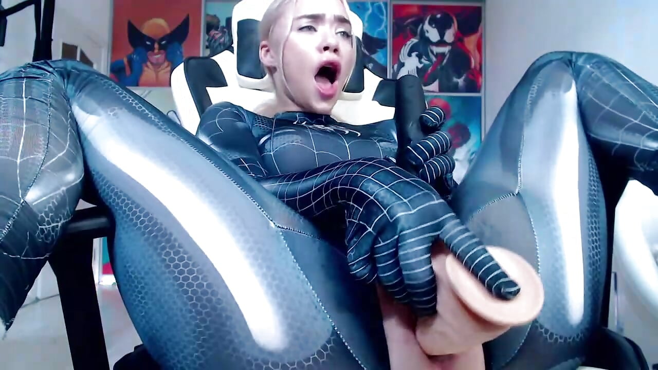 Venom Cumshow MESSY CREAMPIE－カメラキャストのVixenMiaの動画