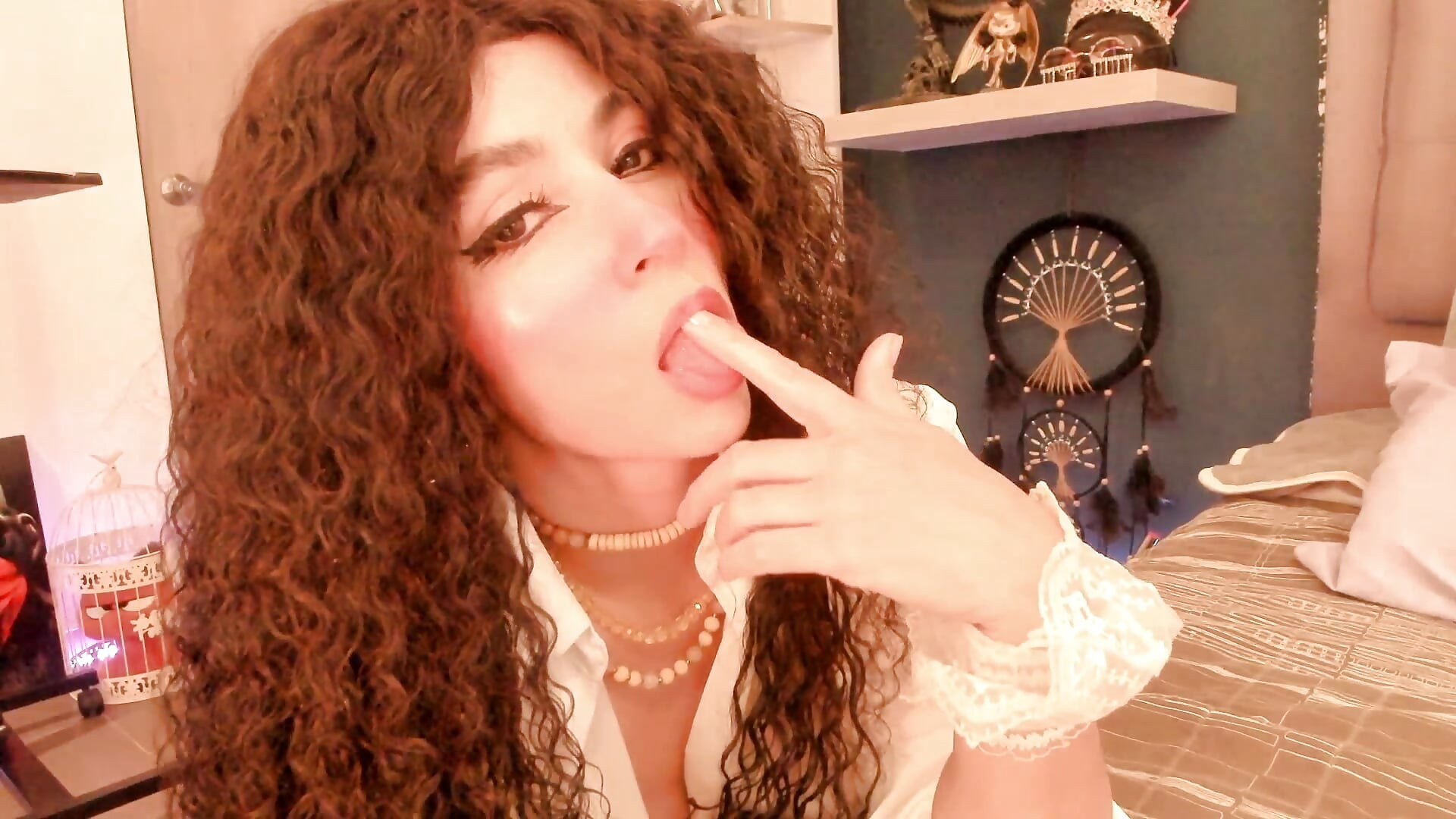open mouth part 1 - video by Orianna_reed_ cam model