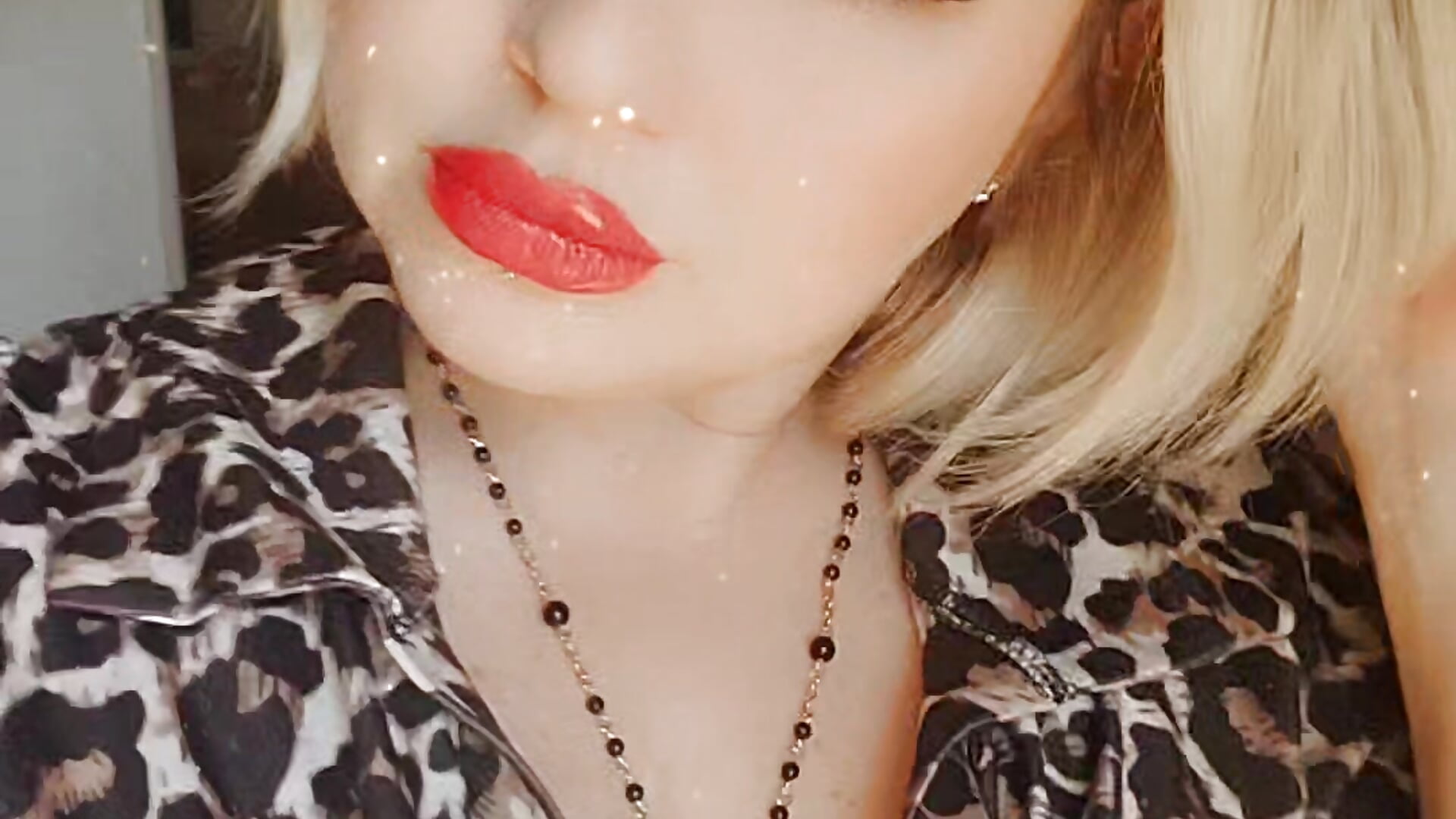 Hottie - video by Ladykaos cam model