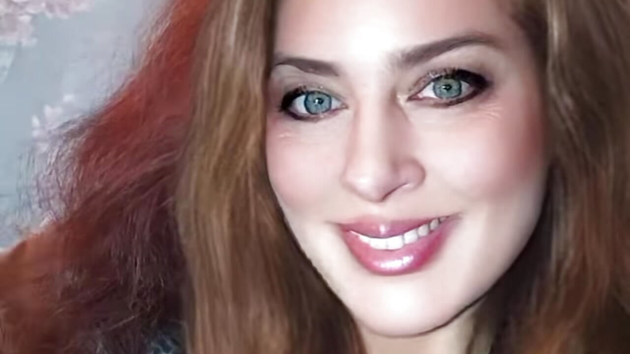 I am Your #eroina - video by VanezaSmith cam model