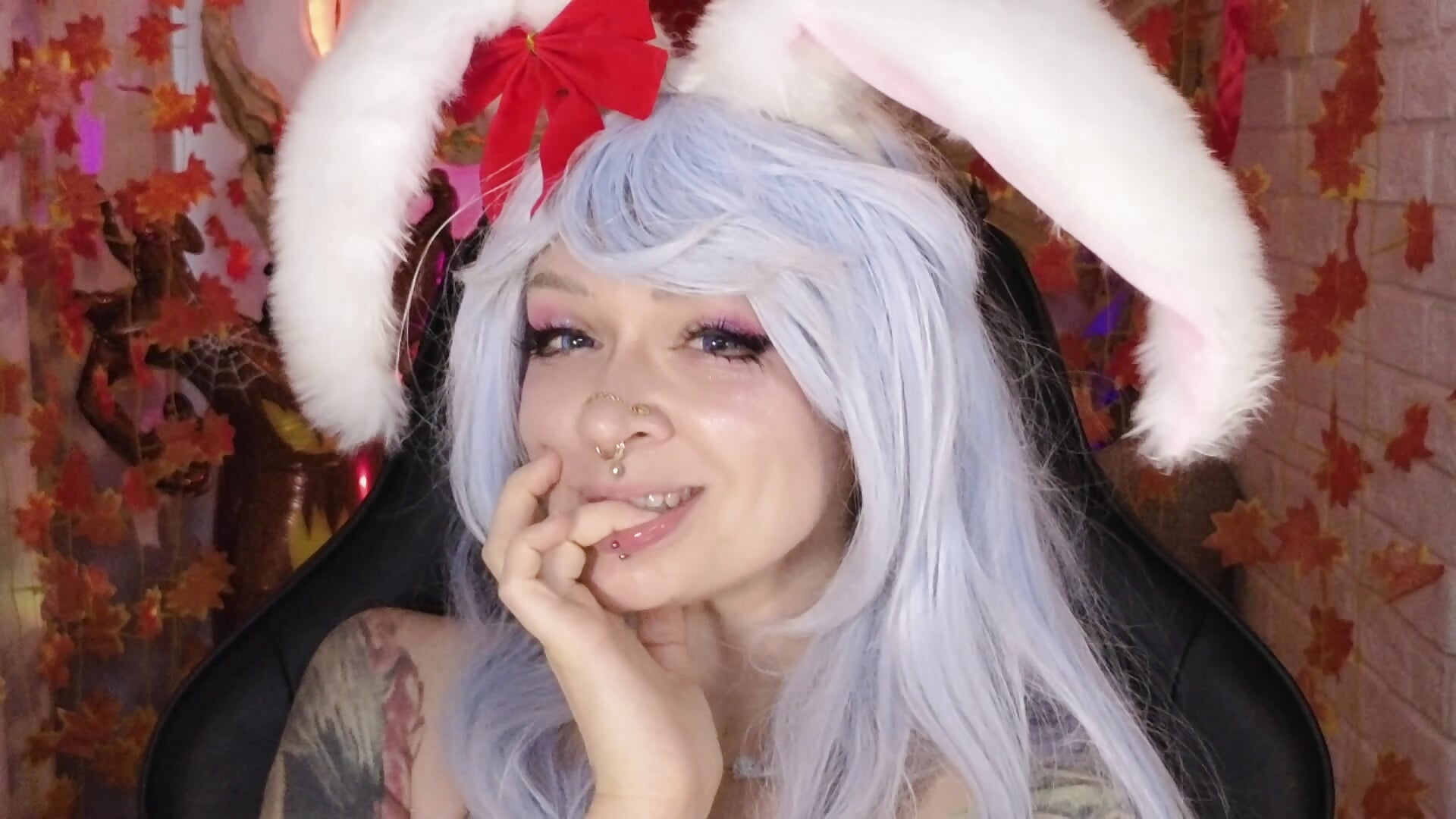 Cute Bunny Girl Sweet Ahegao Tease - video by Mee-Meow cam model
