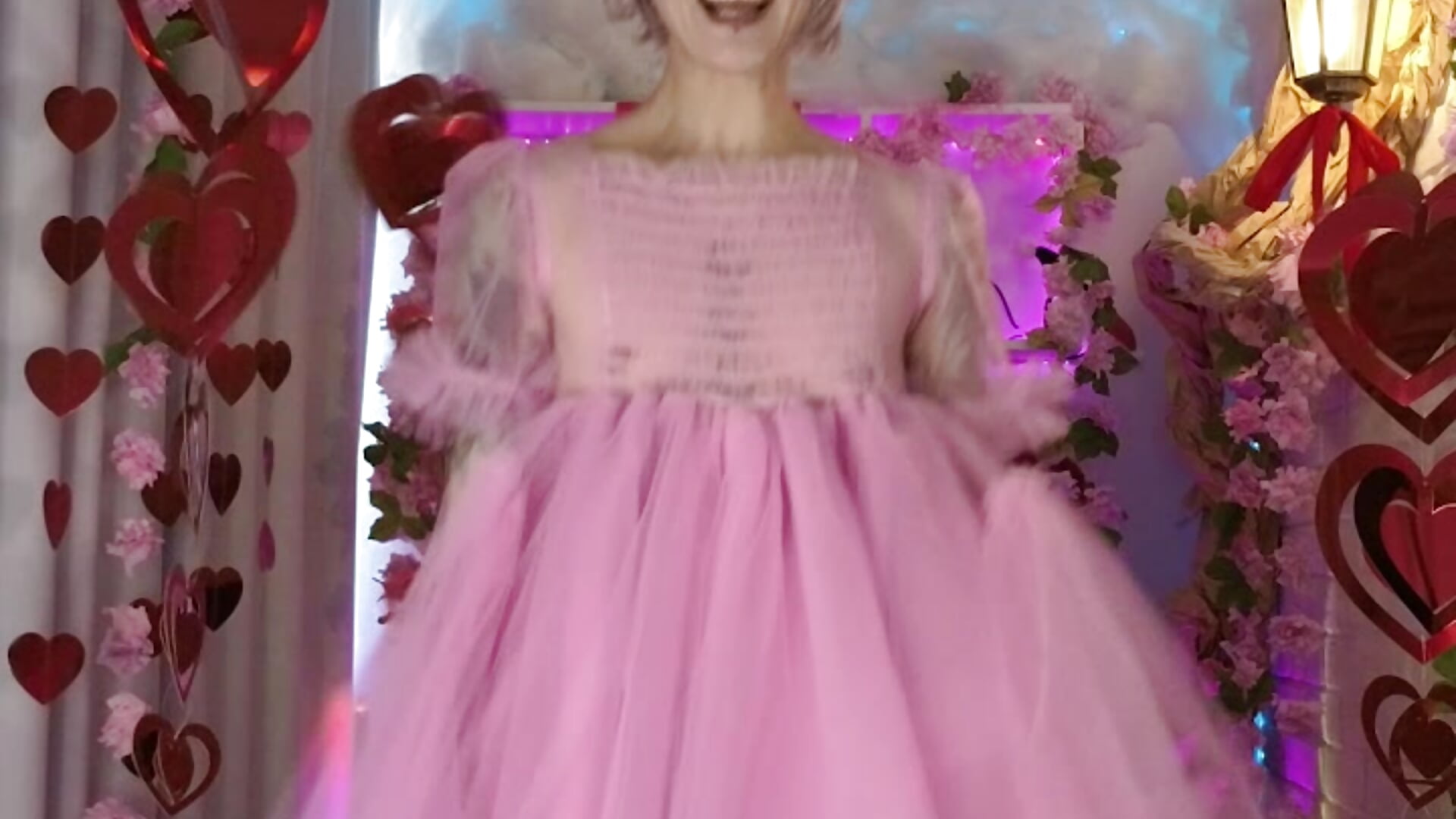 Innocent Daddy's Princess Secret Succubus. - video by Mee-Meow cam model