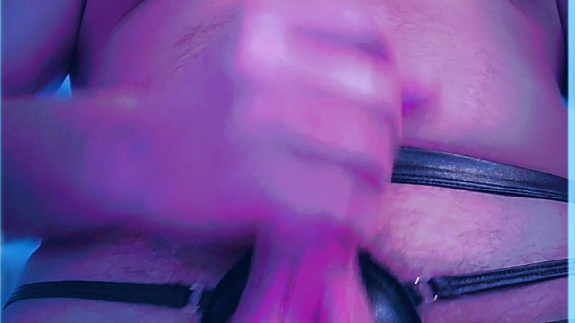 On your knees bitch – video af RickRuff
