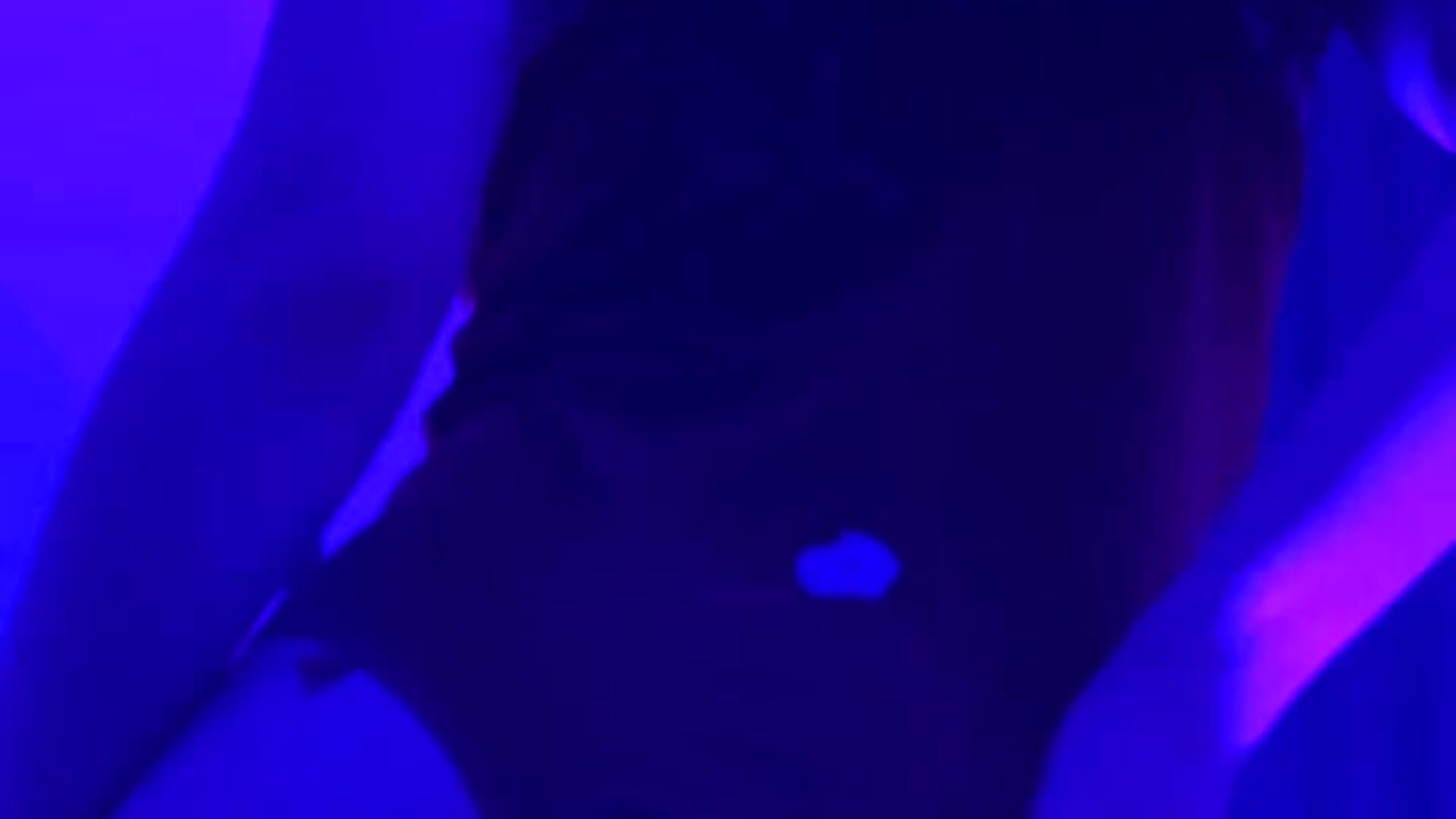 Neon dance 🎀⭐ - video od modelky/modela MollyBrams