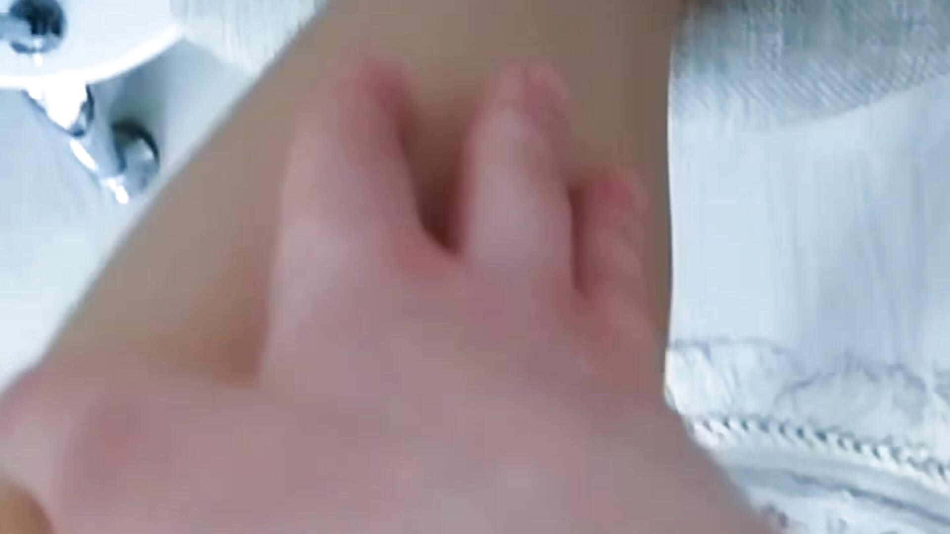 that sound of pantyhose on my feet... - วิดีโอโดย MollyBrams โมเดลแคม