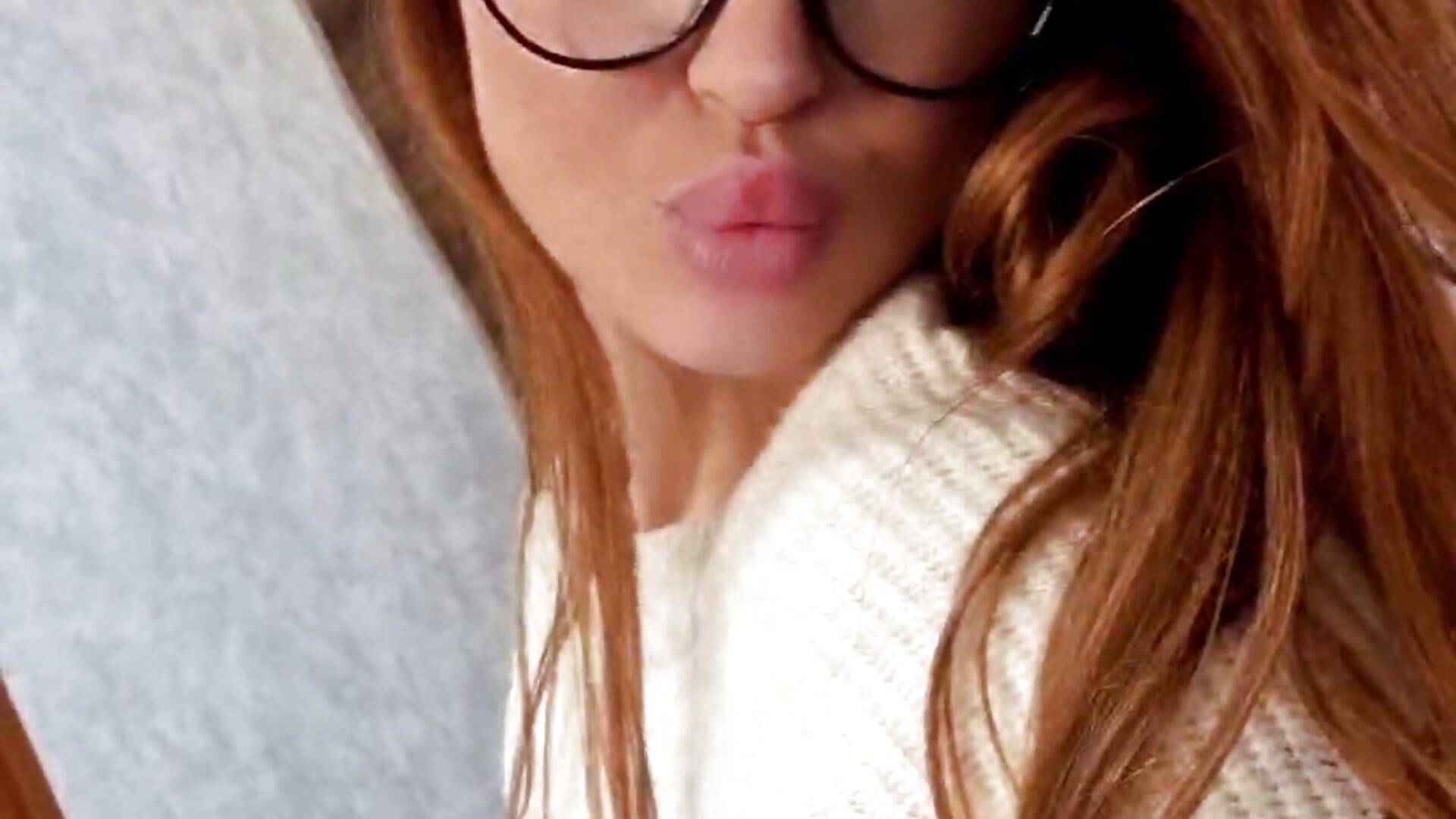 kis kis - Vídeo de Redhead_Shark_new, modelo de vídeos