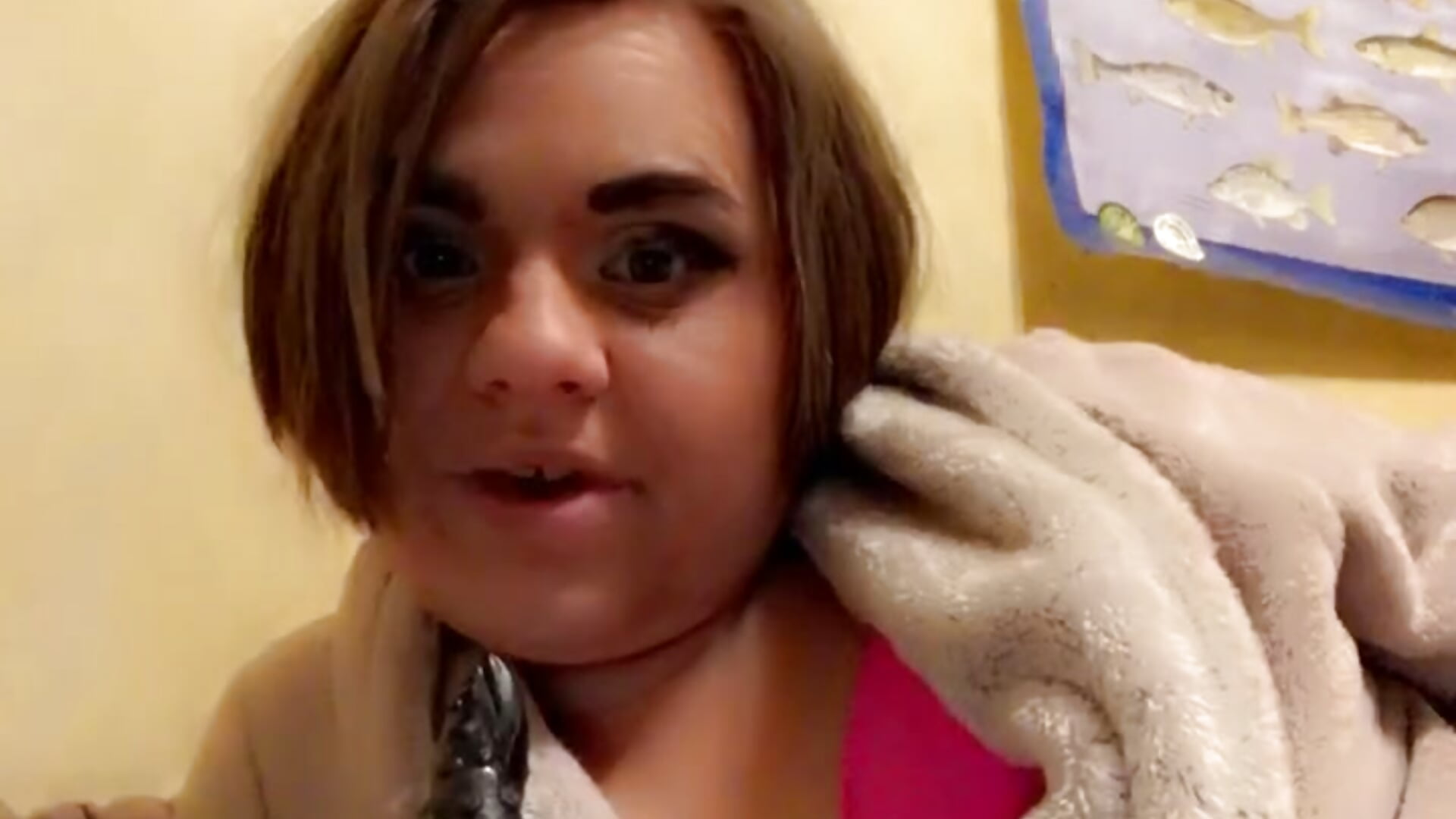 trim,A8339331-42B3-44A9-A4E3-7E9436CD4F50 — filmik Lucifinakitten, modela(-lki) na kamerkach