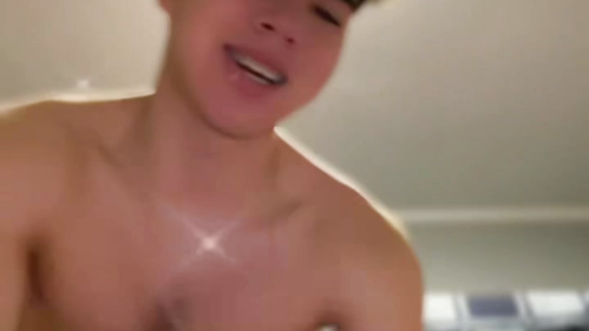 Normal - video by esteban_69 cam model