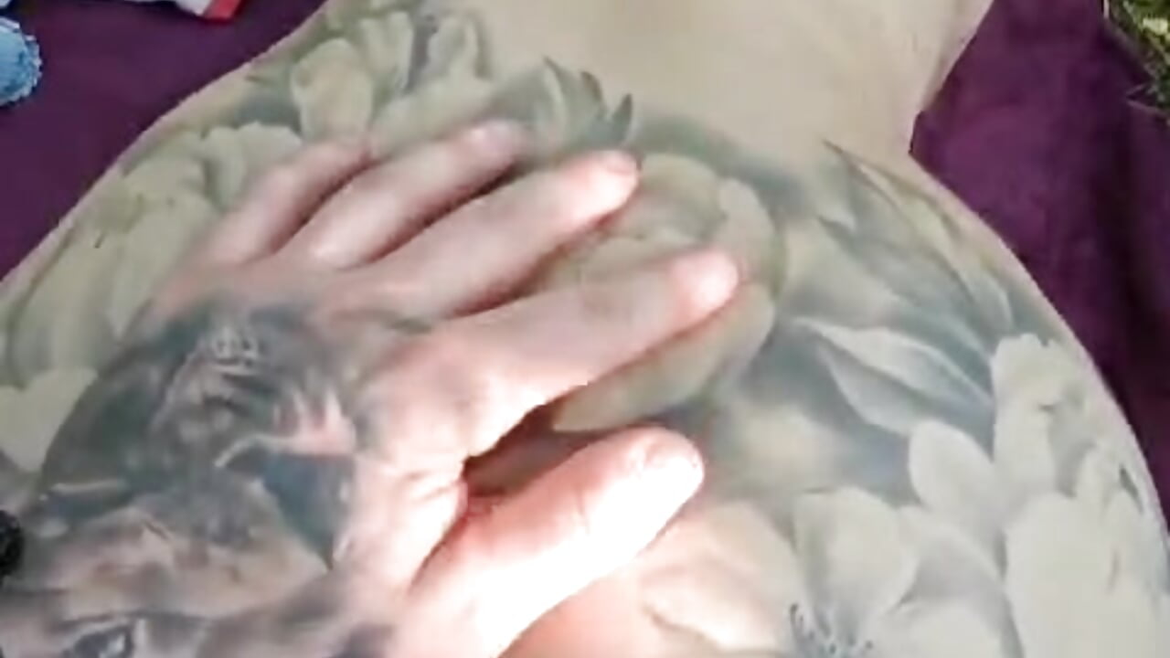 Blow & doggy outdoors - video by Lina_Squirts cam model