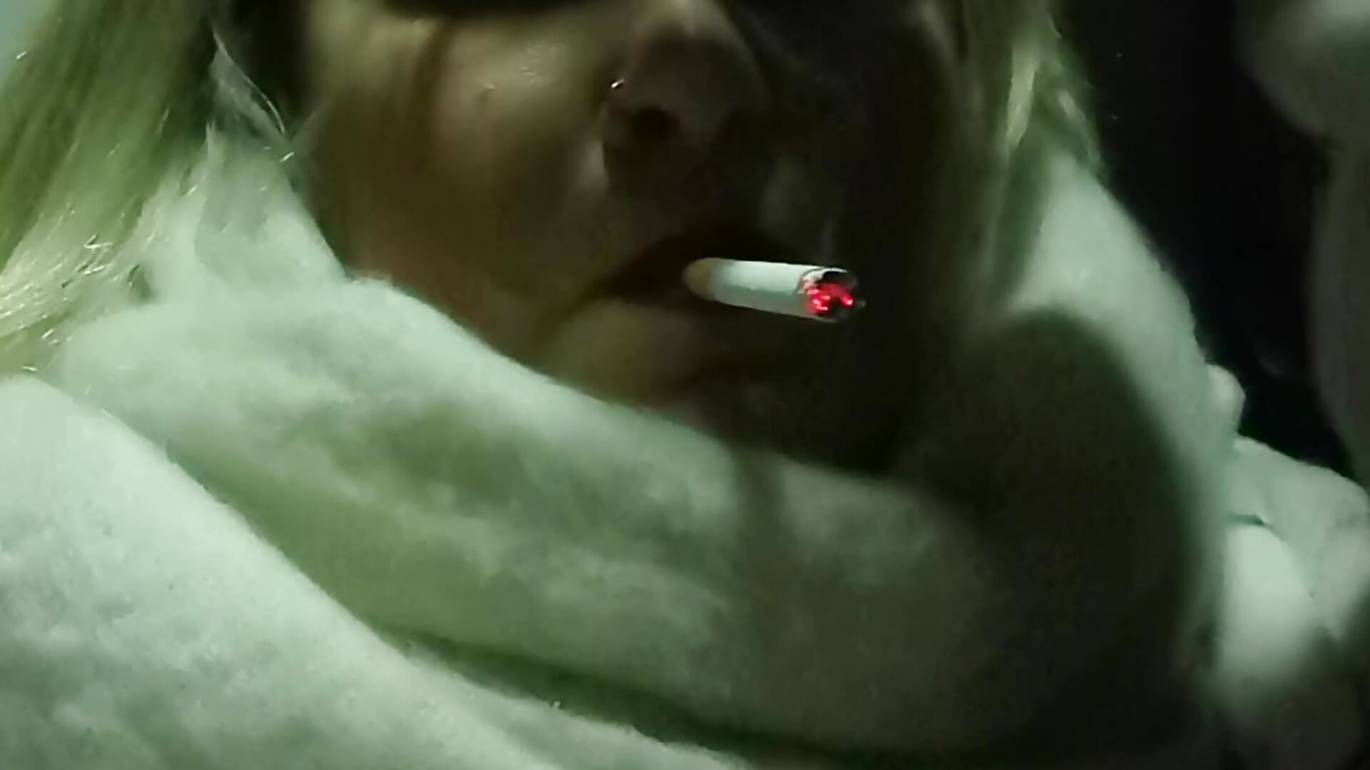 Smoking cigarette - video by Lina_Squirts cam model