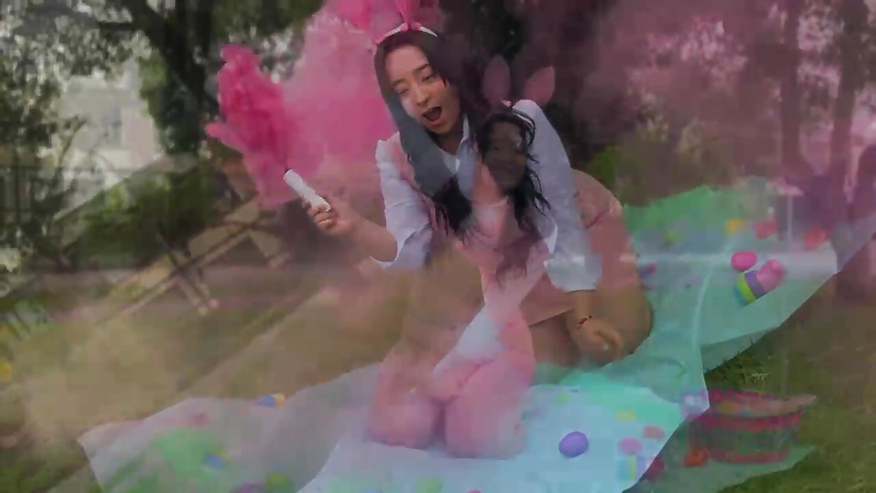 A little crazy - video by Miss_Loise cam model