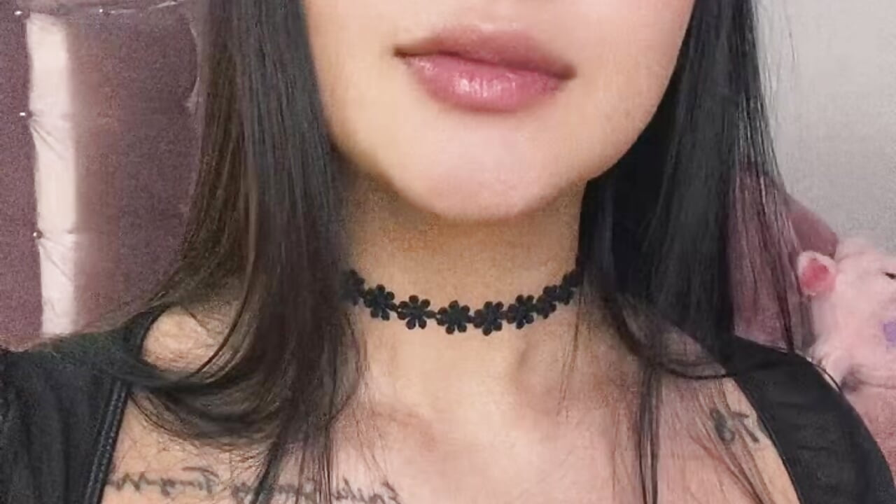 🥰 - video by _Tammyy cam model