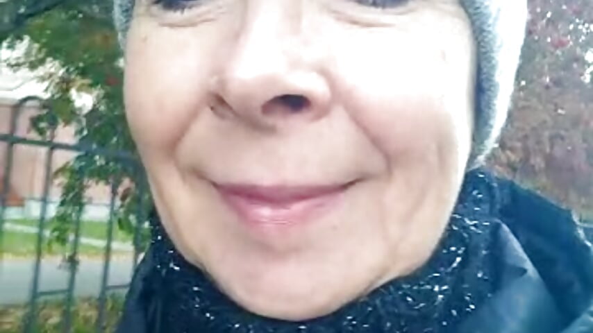 Beautiful autumn leaf  🍁🍂Public Show - video by Celine_Faer1 cam model