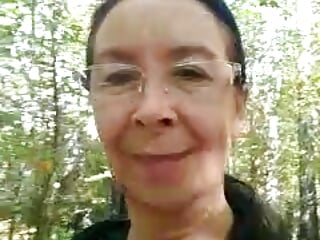 Walk through a beautiful forest in autumn  🌳🌲🍂🍃Public Show – video od webkamerové modelky Celine_Faer1