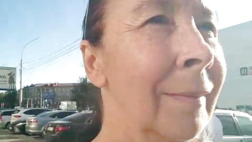 Walk🌞 Public Show– Celine_Faer1 kameramodell videója