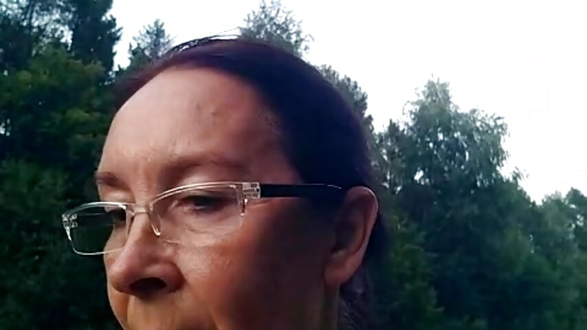Walk in the woods🌲🌳🌞  Public Show– Celine_Faer1 kameramodell videója
