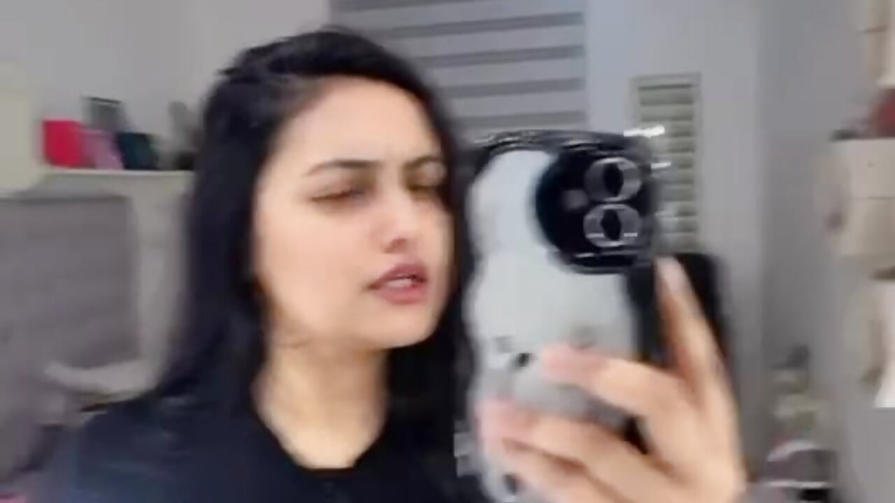 Hello guys im active here－カメラキャストのnishala_nishanka96の動画