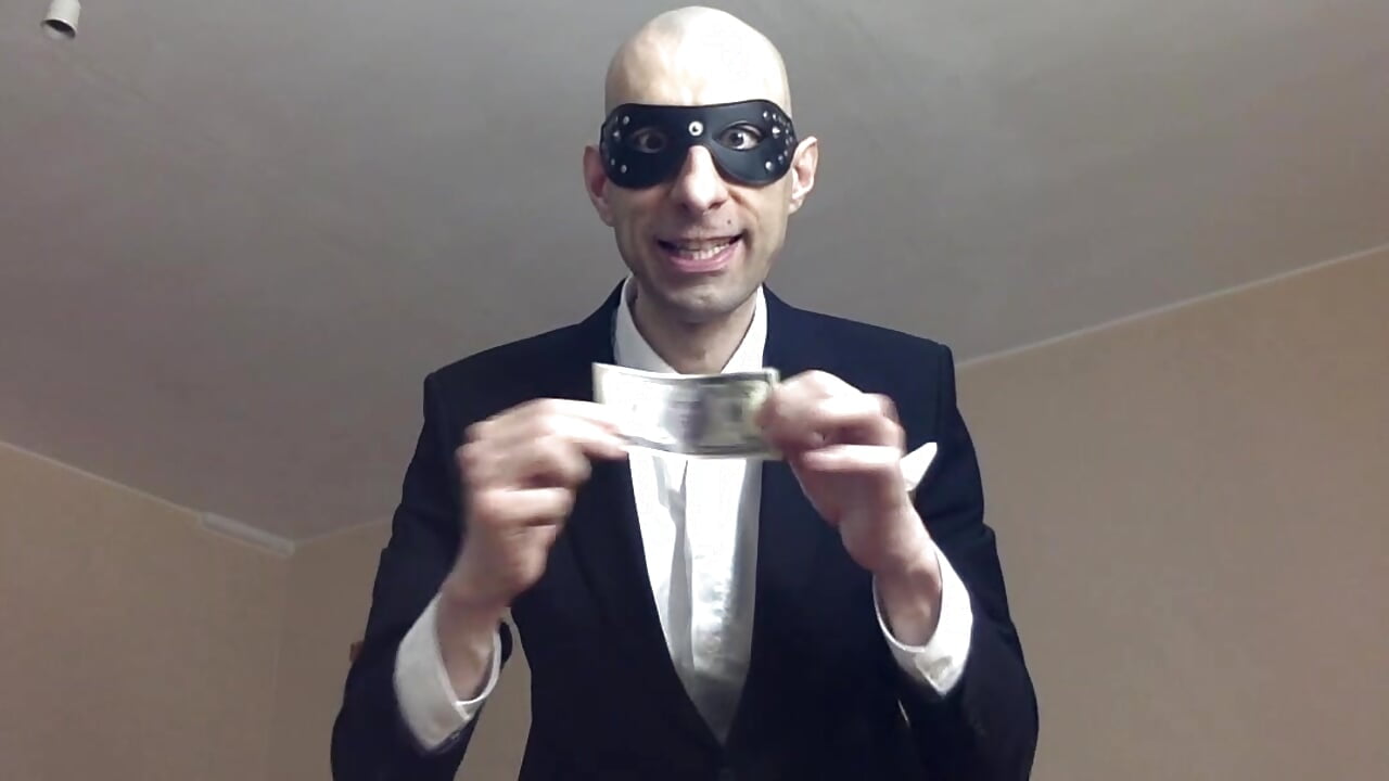 Shower me with money! Be my king!!! - video by HandsomeAlfie cam model