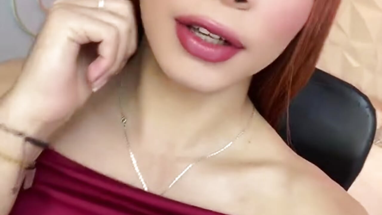 🔫👠🫦 - video by hurrencam cam model