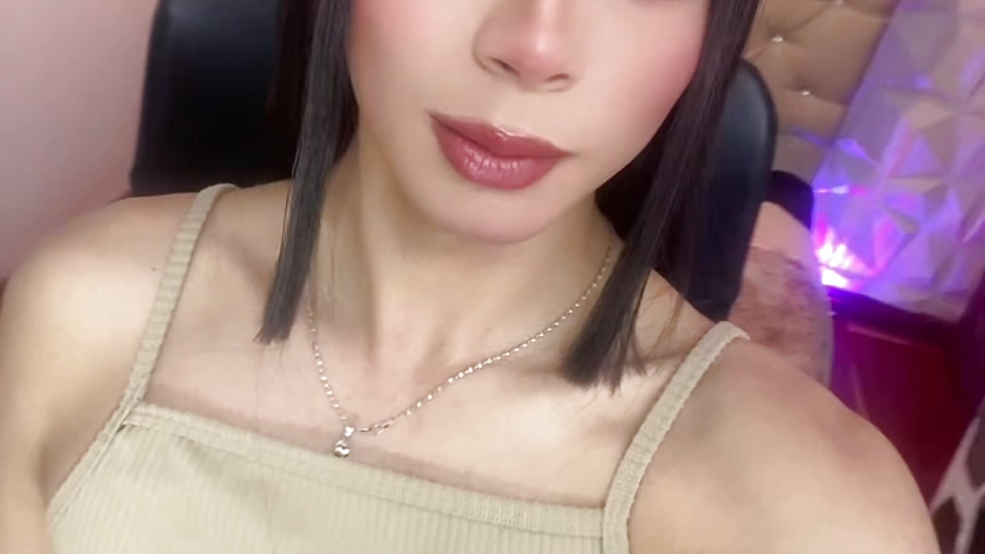 🙂‍↕️ - video by hurrencam cam model