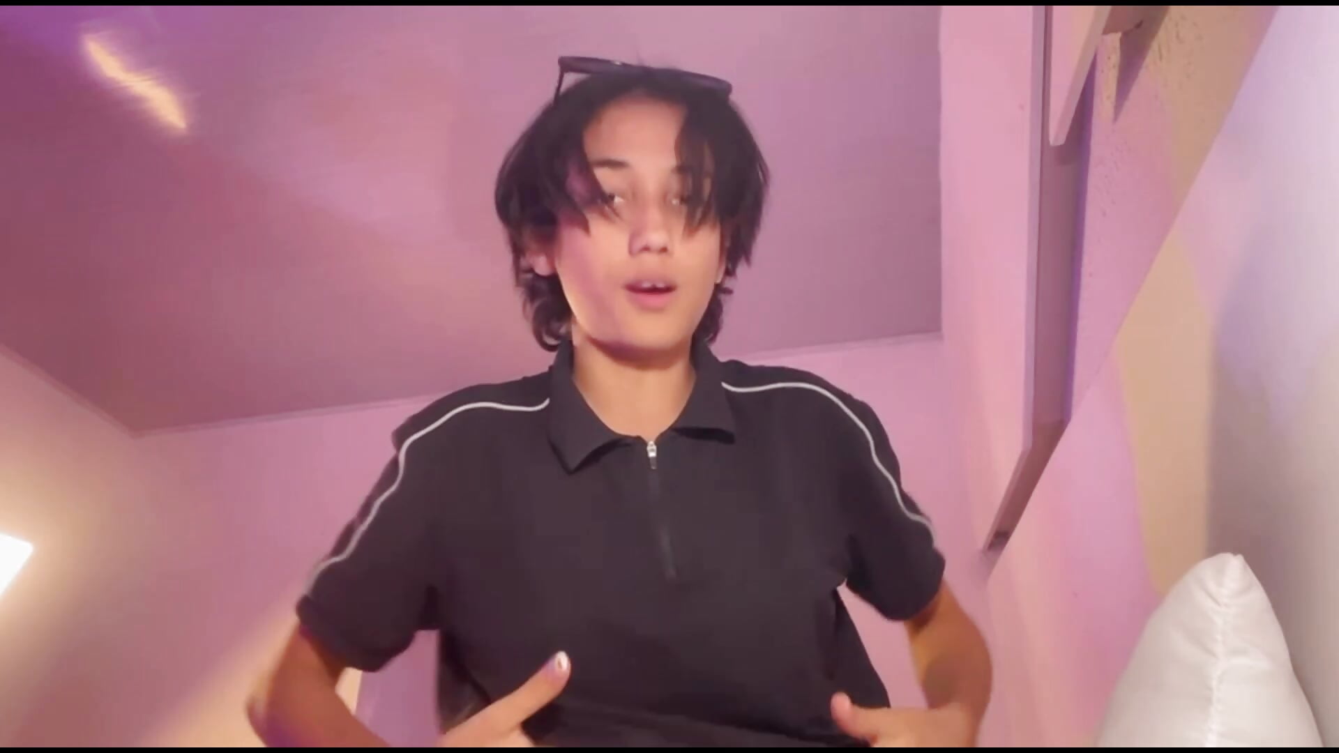 Rolplay - відео від вебкаммоделі hot_little_bunny