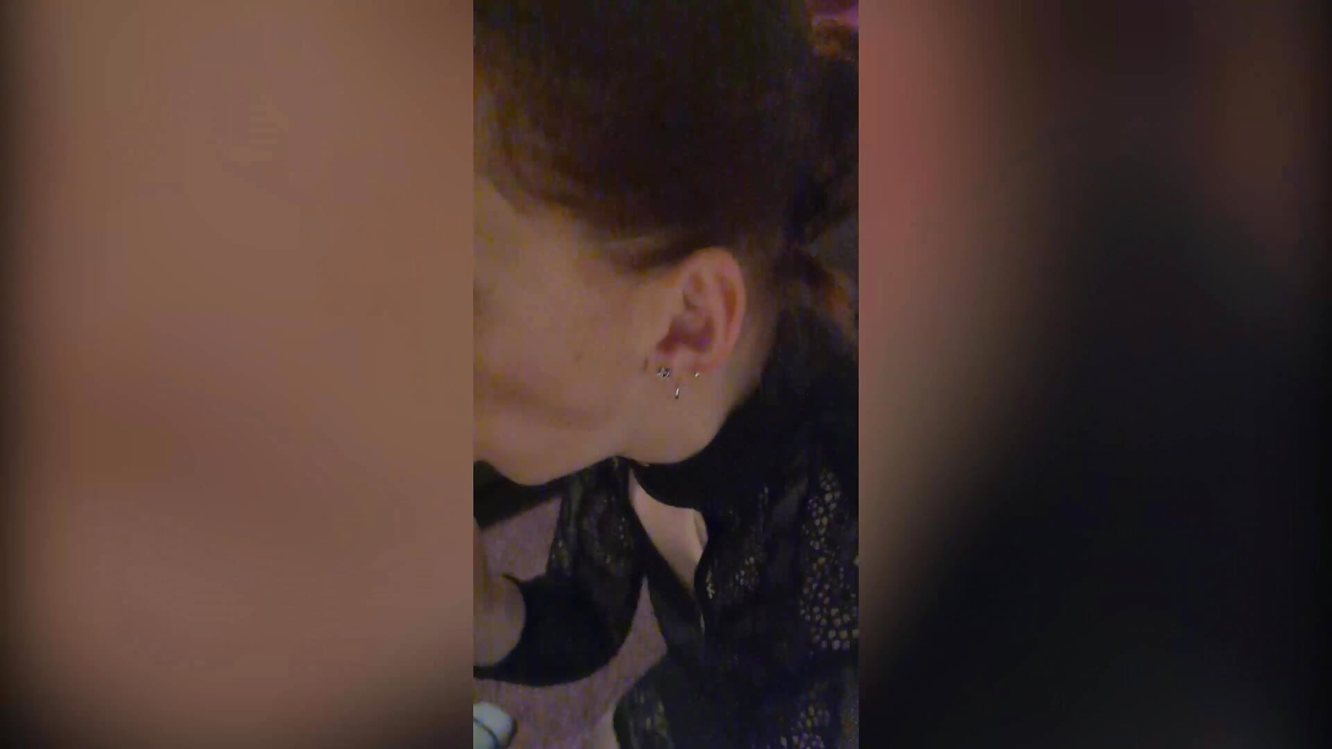 Peinlich! Privates Handy Video aufgetaucht mit 18 !! - video by FinaFoxy cam model