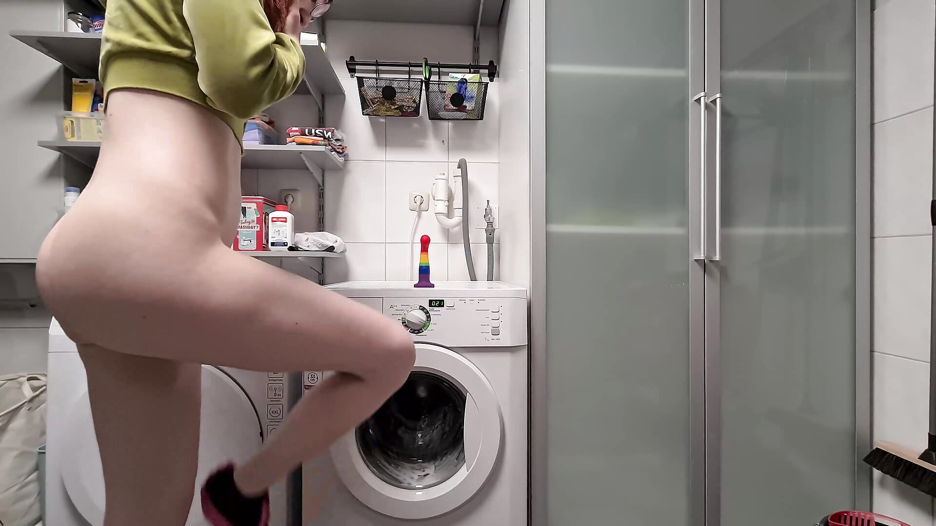 ERWISCHT!!! Vom Nachbarn im Waschkeller gefickt! - Vídeo de FinaFoxy, modelo de vídeos