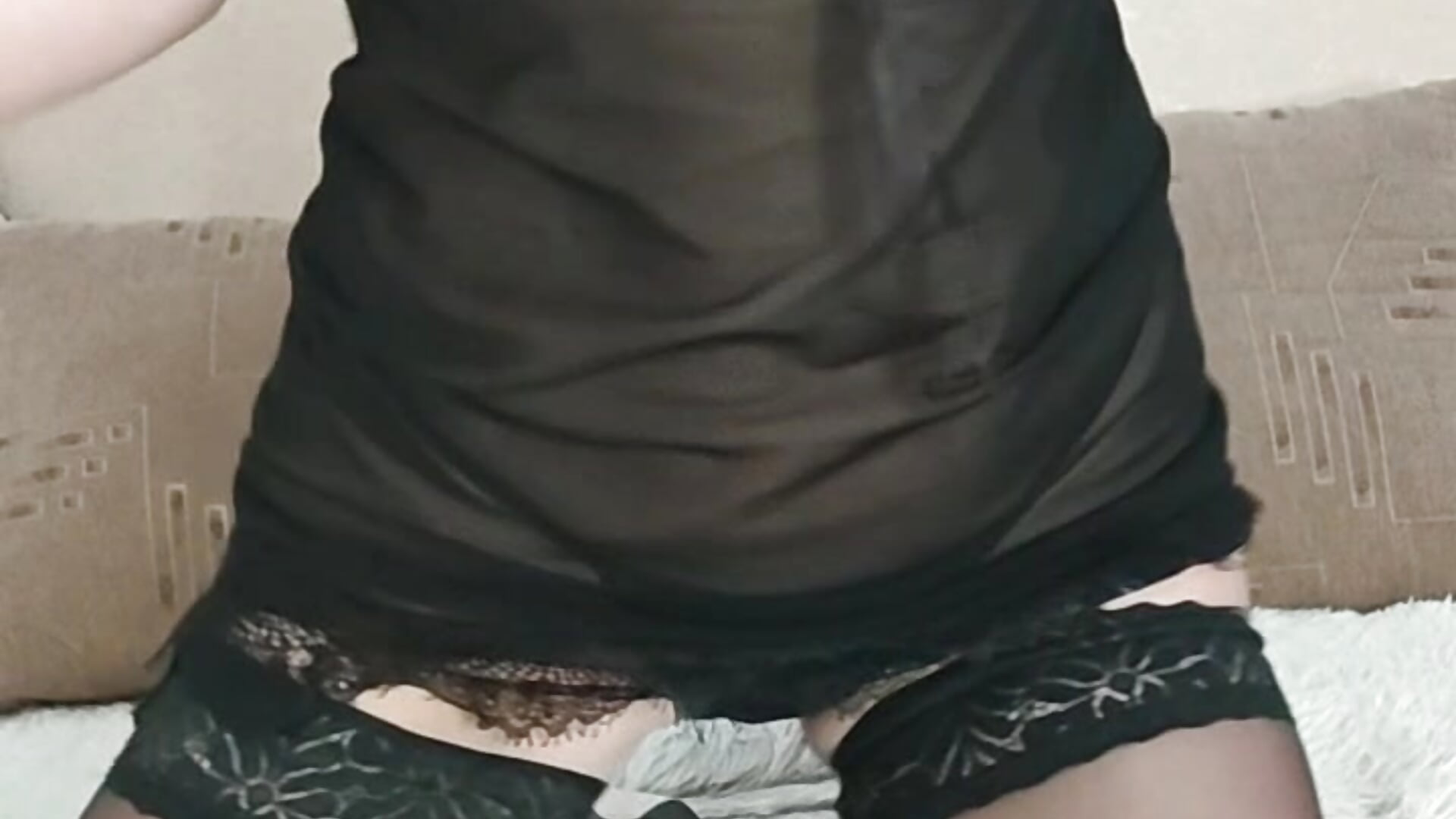 Bedroom Dance Tease - video by YourQueenX cam model