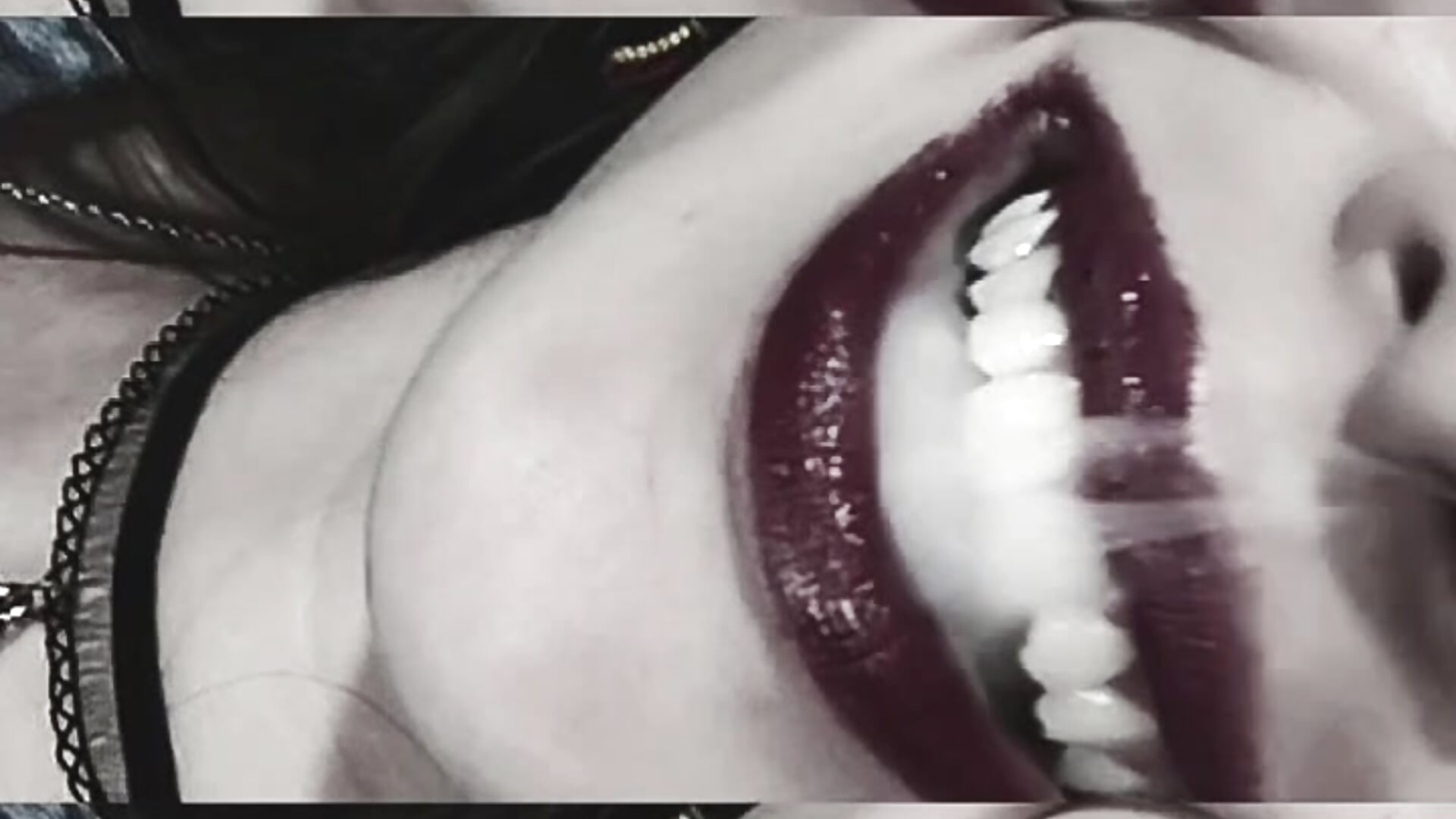 Smoke 🚬－カメラキャストのVickyJackson_の動画