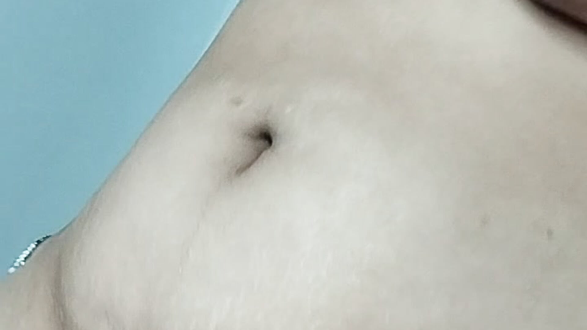 In sexy top - video van Yelly cam-model