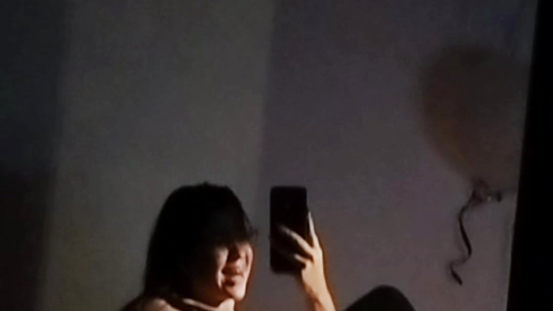 My girly night - video di Yelly modella di cam