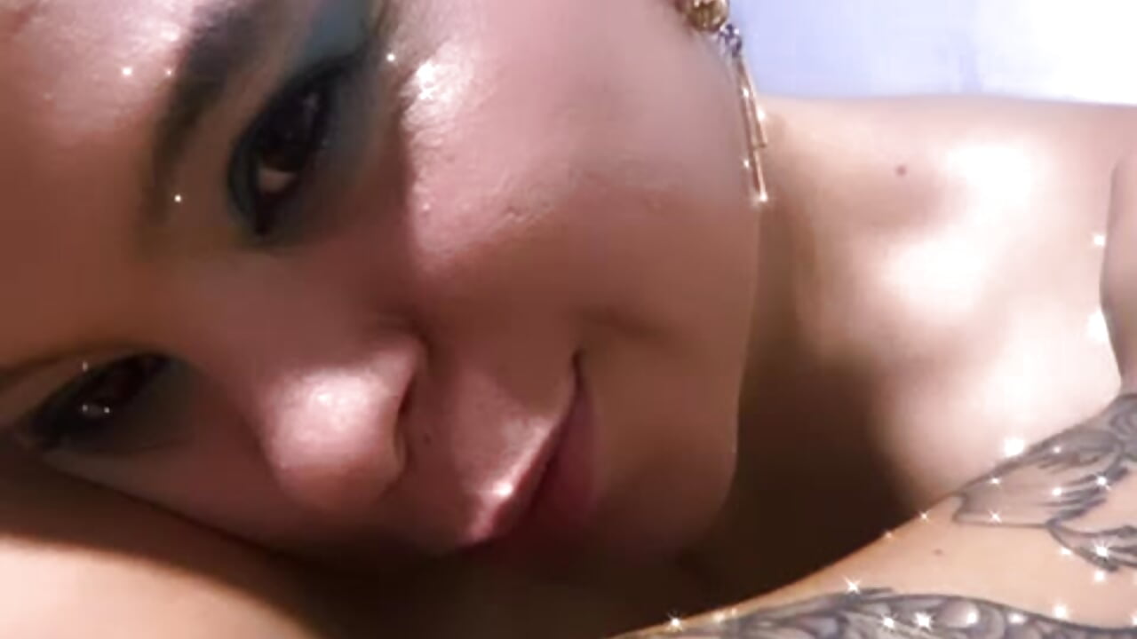 good naight - video by Kassandra369 cam model