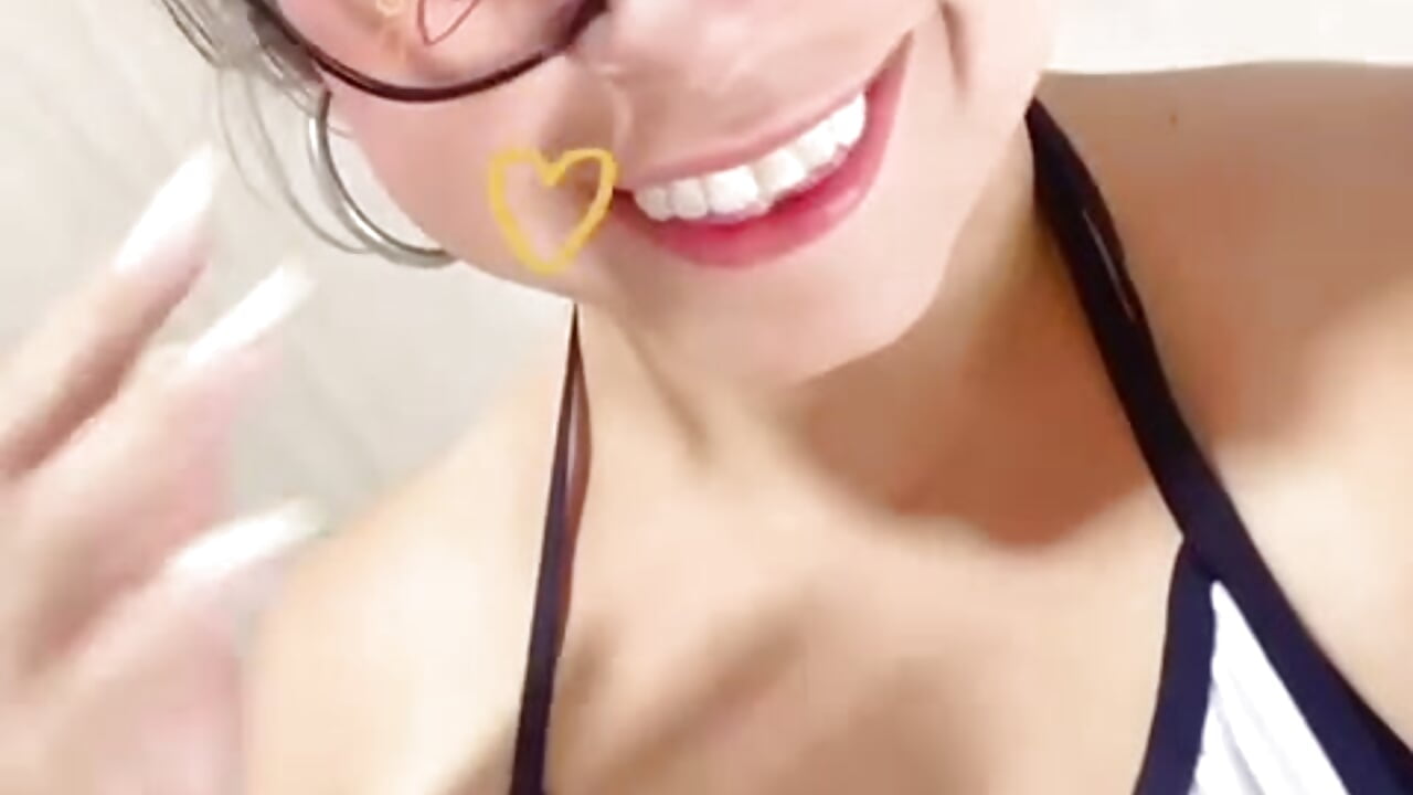 hii - video by Kassandra369 cam model