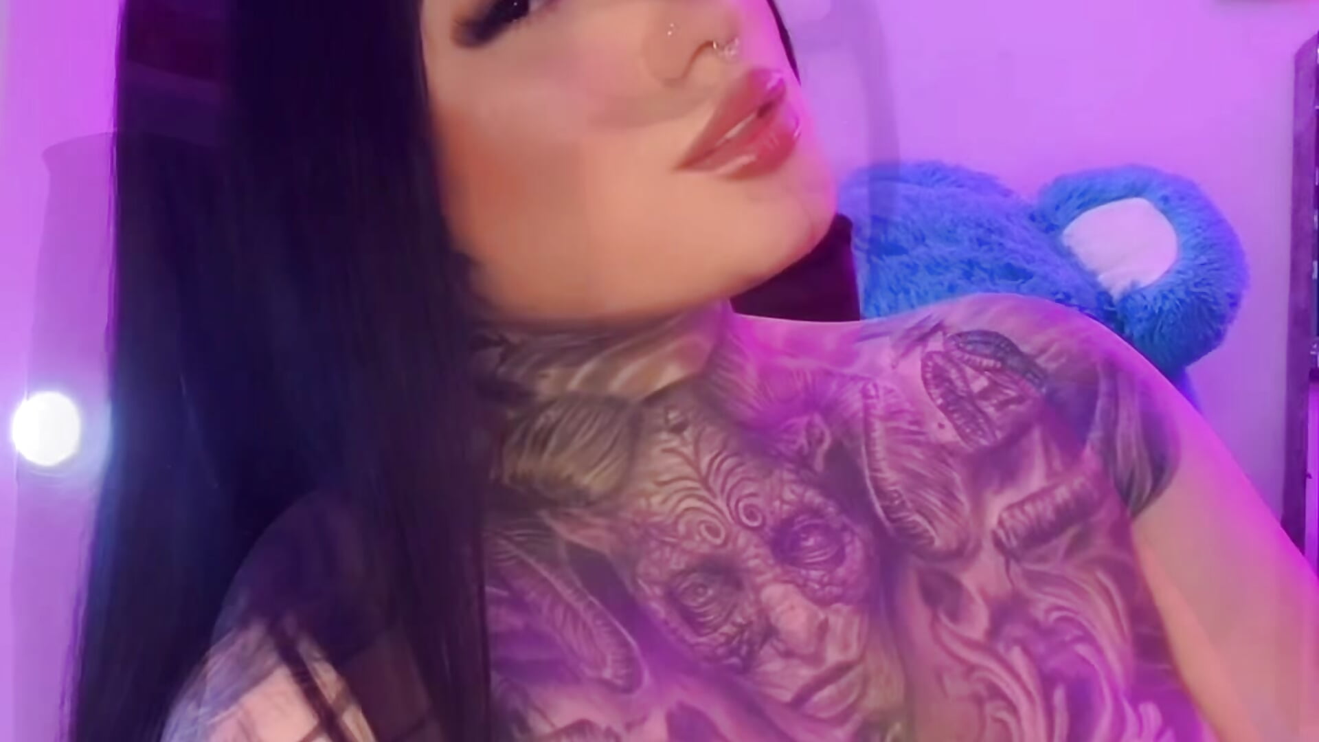 🫣 – video od webkamerové modelky CloeeBeckam