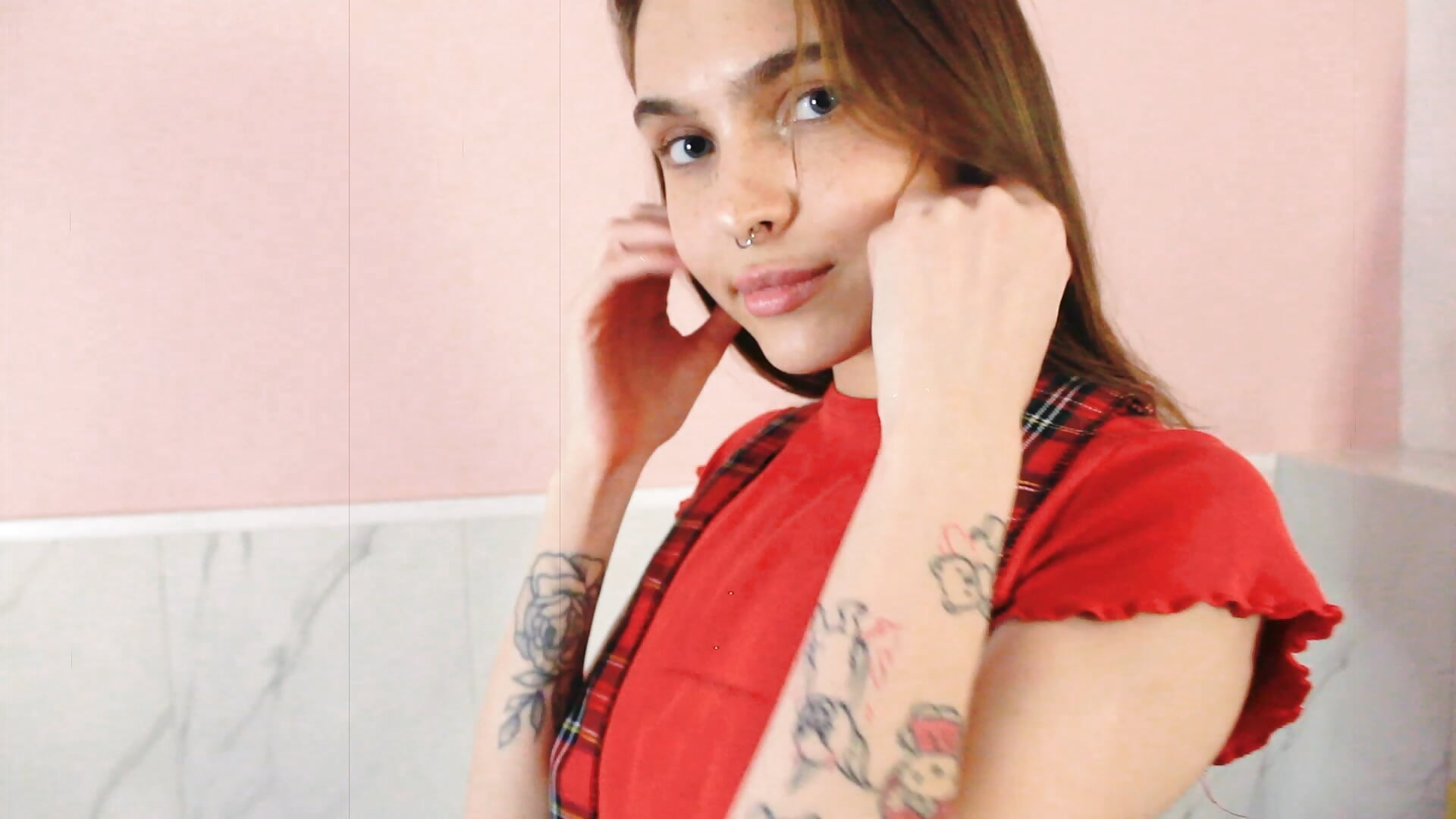Let's hang out - clip cu ChloeSunny model videochat