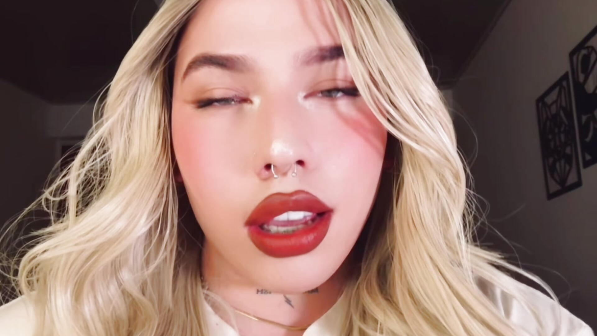 Touch me 🔥😈 - Video von Bellash_Figueredo Cam-Model