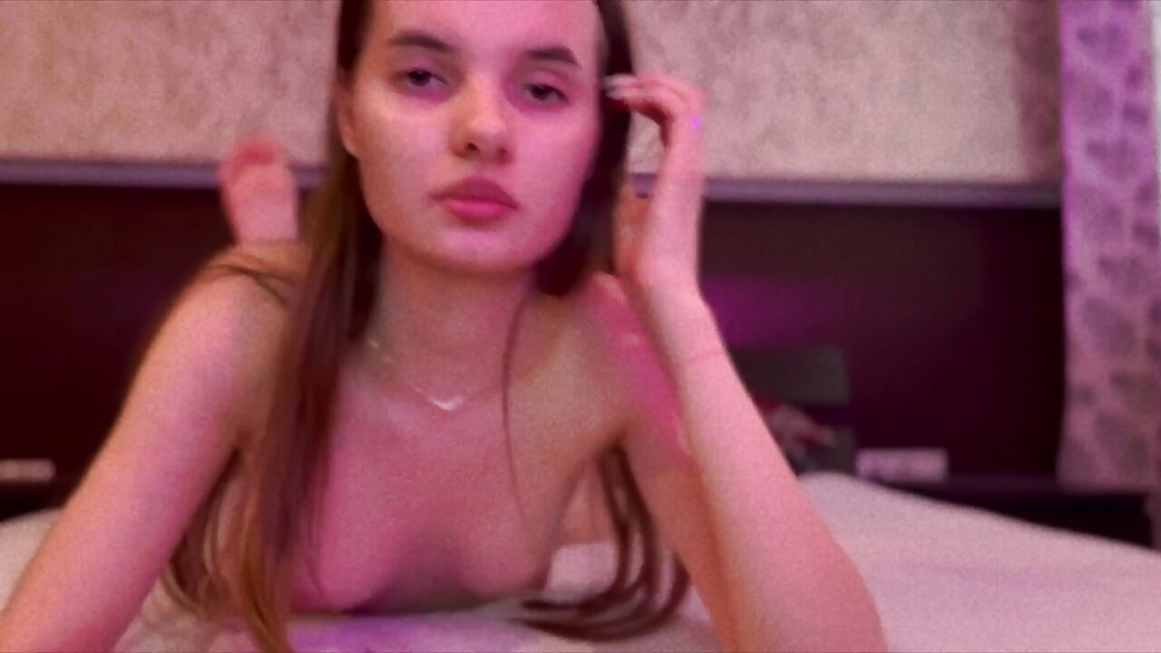 lying down and looking at you <3 - vídeo de Donna_Evans modelo de câmara