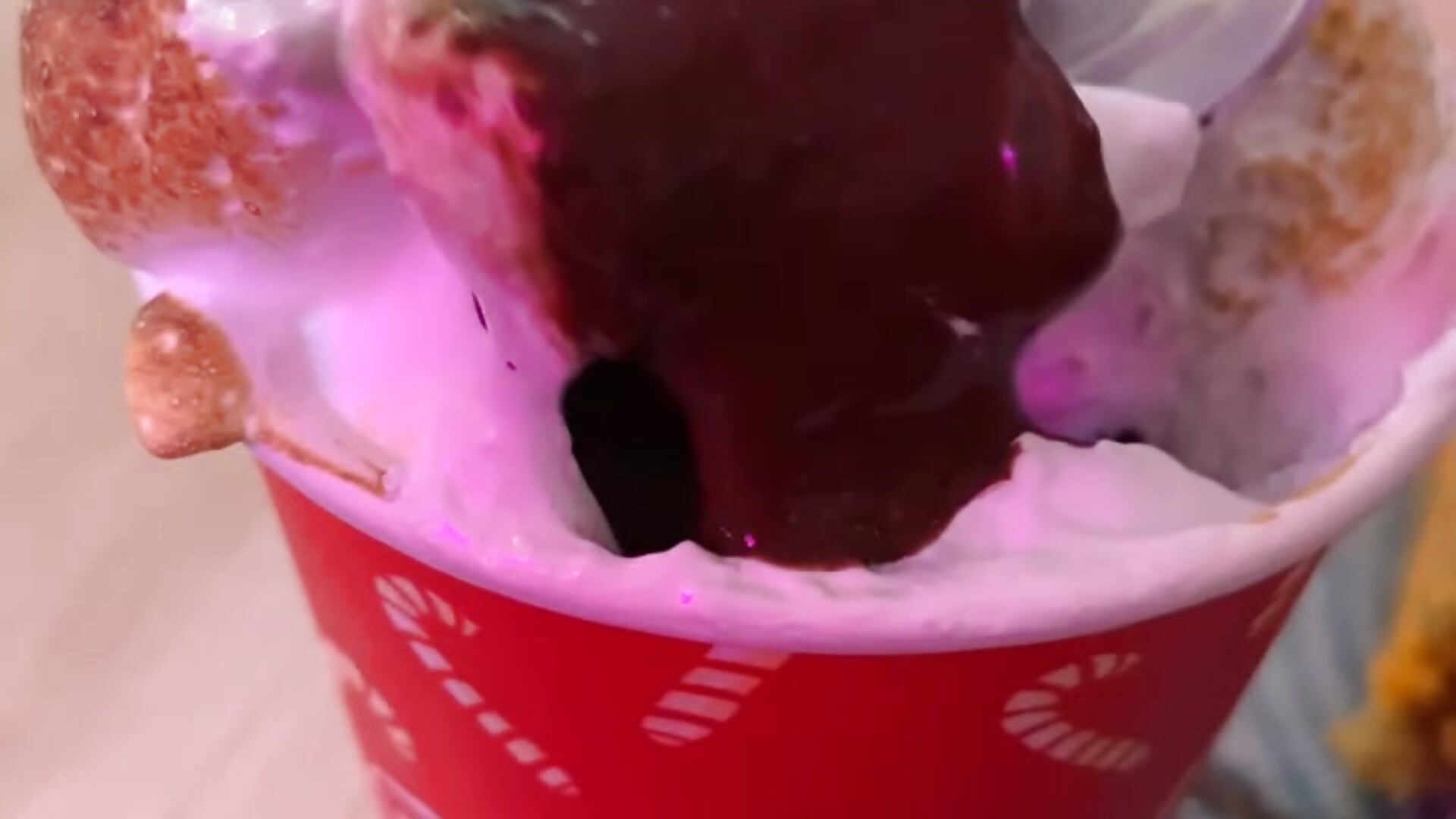 I loved this hot chocolate - video od modelky/modela CelesteBailey