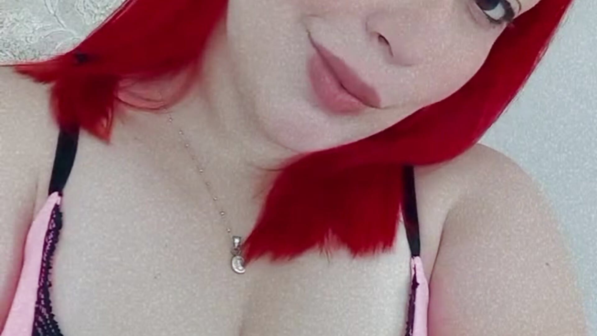 RED - video by NiickyJones cam model